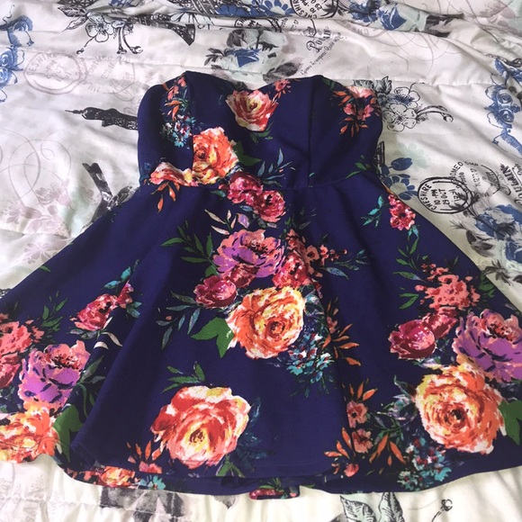 bailey blue Dresses & Skirts - Flower Romper Dress